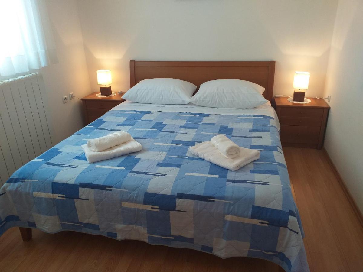 Apartman Vida Pula Exterior foto